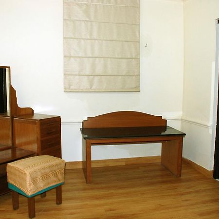 Alasia Hotel Kasauli Extérieur photo