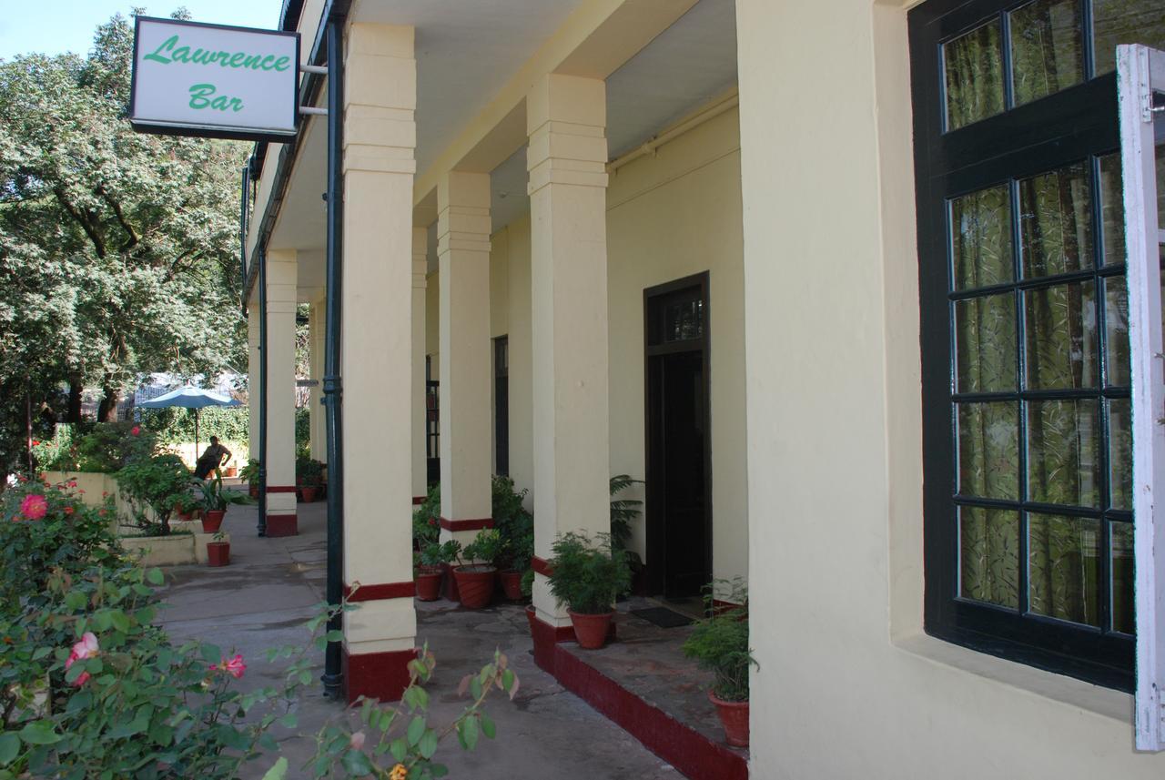 Alasia Hotel Kasauli Extérieur photo